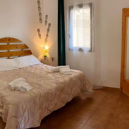 Noemi Holiday House Agnone Bagni Zewnętrze zdjęcie