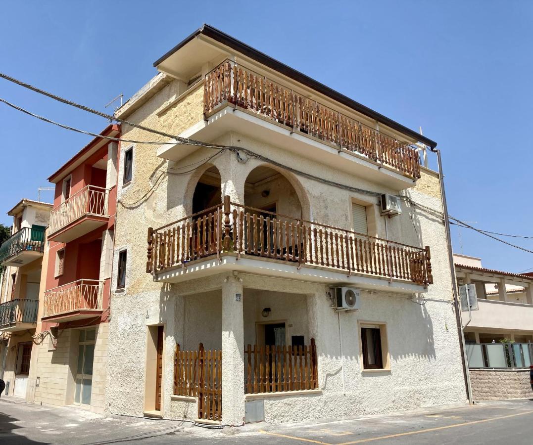 Noemi Holiday House Agnone Bagni Zewnętrze zdjęcie