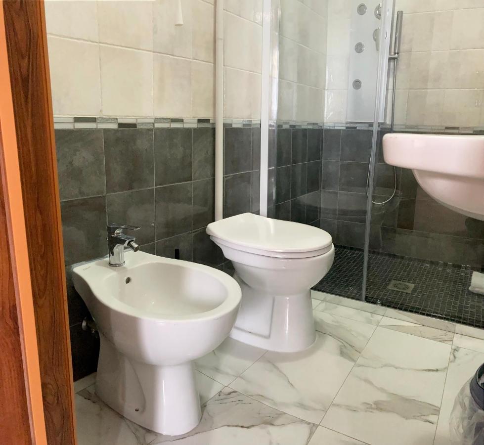 Noemi Holiday House Agnone Bagni Zewnętrze zdjęcie